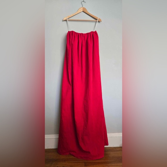 Sold HELSA crinkle pleated gown-sold out everywhere - Picture 12 of 13